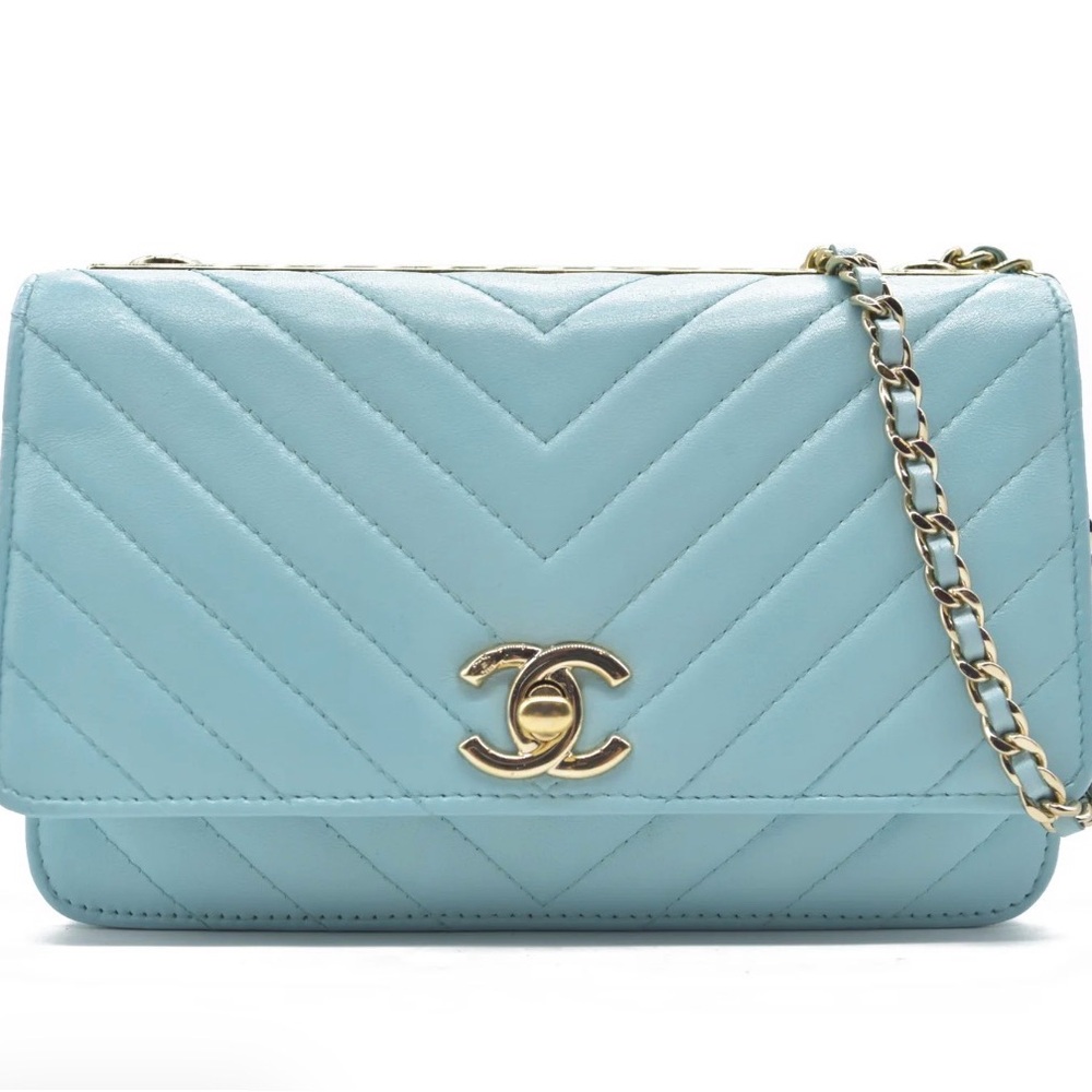 🩵 Authentic Chanel Light Blue Quilted Shoulder Bag 🐬